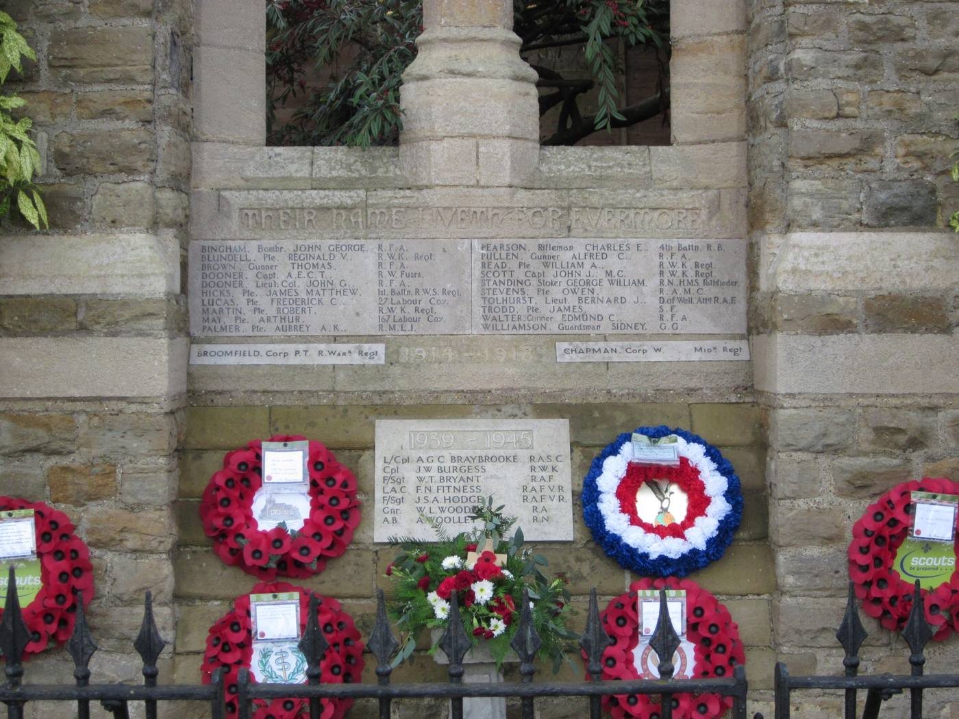 The name panels on Ditton War Memorial: the 1914–1918 names in two columns, two added panels for Broomfield and Chapman, and the 1939–1945 plaque below